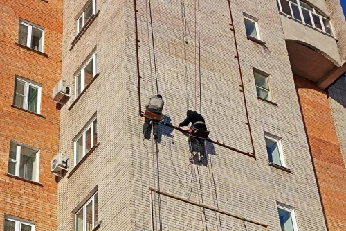 Lavori in quota: perché la soglia dei 2 metri non basta a valutare il rischio