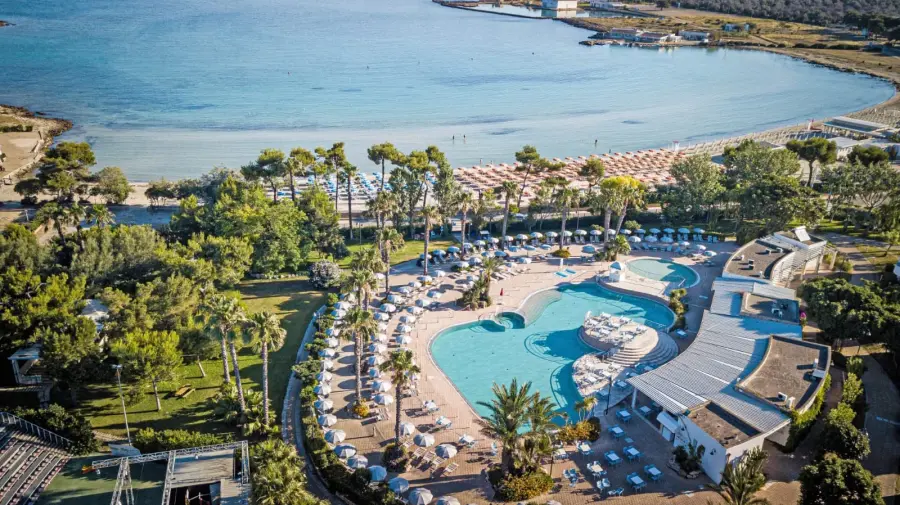 TANTI MOTIVI PER TRASCORRERE LE VACANZE NEI VILLAGGI IN PUGLIA E NEL SALENTO  CON LE MIGLIORI OFFERTE